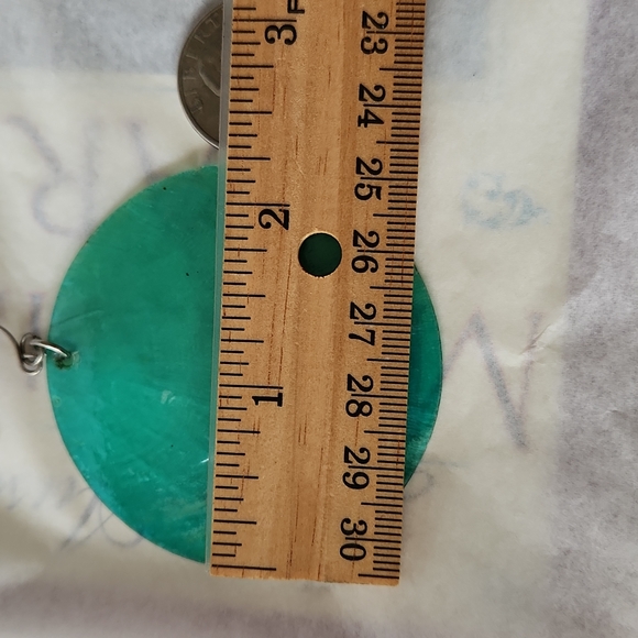 Green Shell Drop Earrings - Picture 4 of 4